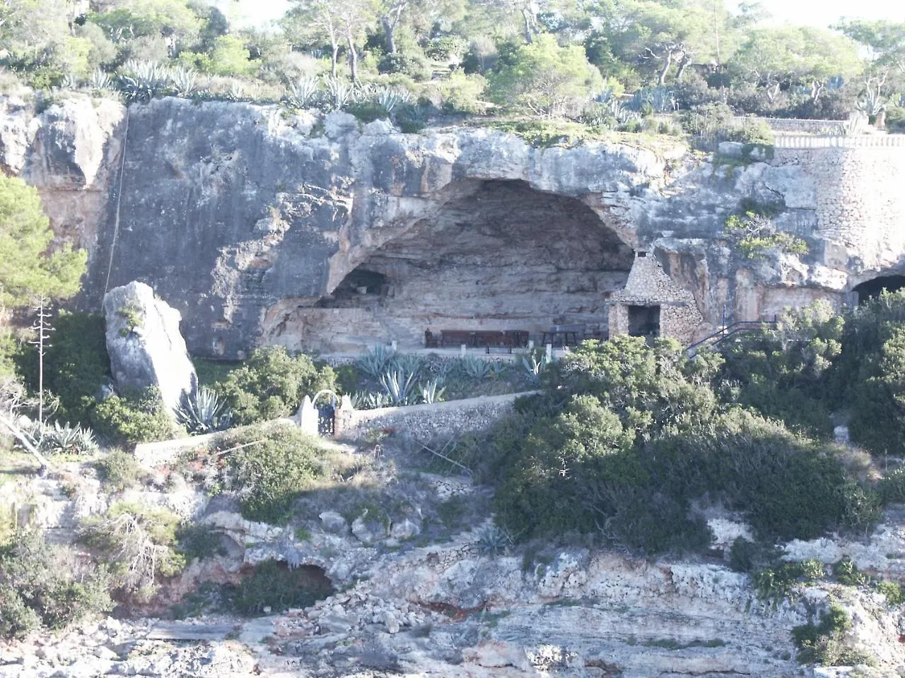 Apartamentos Cala Figuera location
